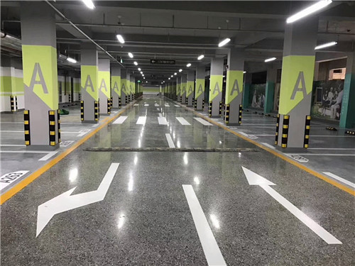 成都環(huán)氧地坪施工注意事項